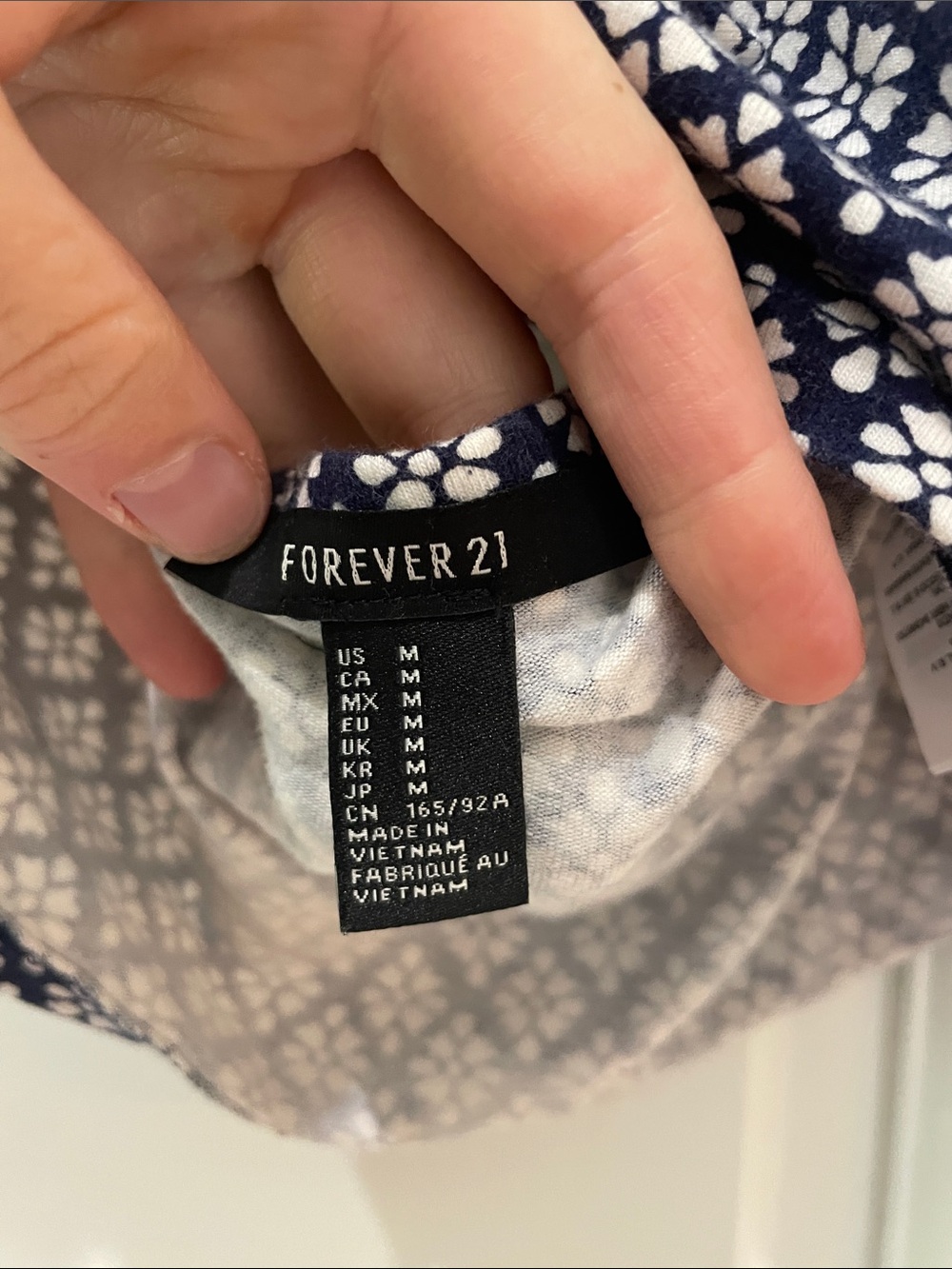 Forever 21 Navy and White Floral Halter Camisole - Picture 2 of 3